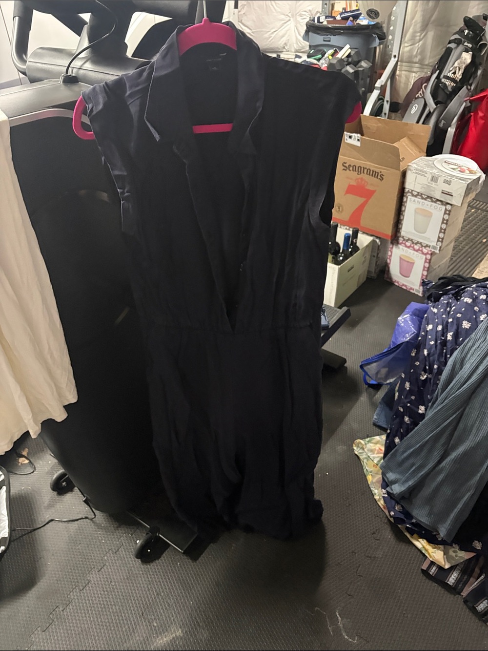 Ann Taylor Black Sleeveless Collared Jumpsuit
